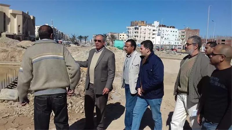 محافظ البحر الأحمر يتابع أعمال تطوير الجزيرة الوسطى بالغردقة