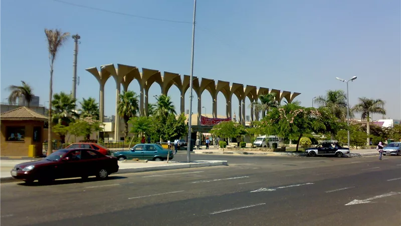 الحماية المدنية تسيطر على أرض المعارض قبل انطلاق معرض الكتاب