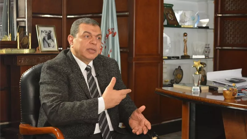 «القوى العاملة»: «اتفاقية» لحفظ حقوق 925 عاملاً بـ«طرة للأسمنت»