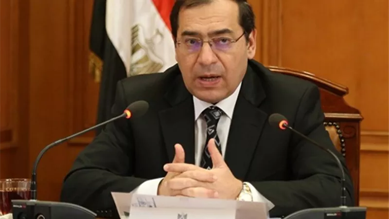 «الملا» يستعرض تطورات قطاع البترول أمام غرفة التجارة «المصرية البريطانية»