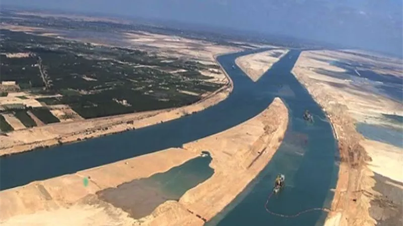 «رجال أعمال الإسكندرية» توقع بروتوكول تعاون مع «اقتصادية قناة السويس»