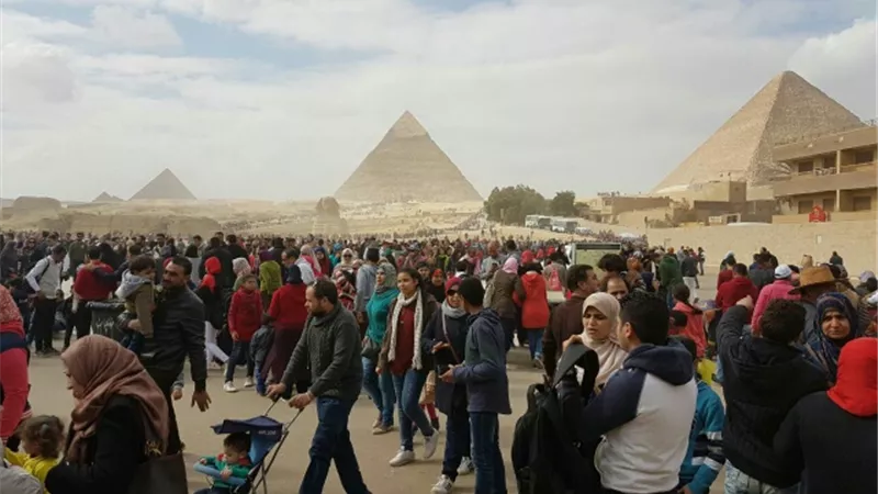  عودة مبادرة «مصر في قلوبنا» يشعل غضب «الشركات السياحية»