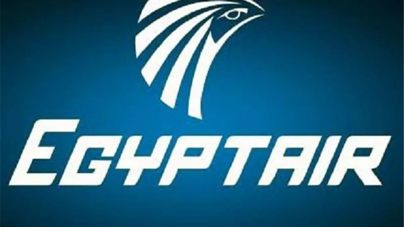 100% ارتفاعا في ضرائب تذاكر «العمرة» بمصر للطيران 