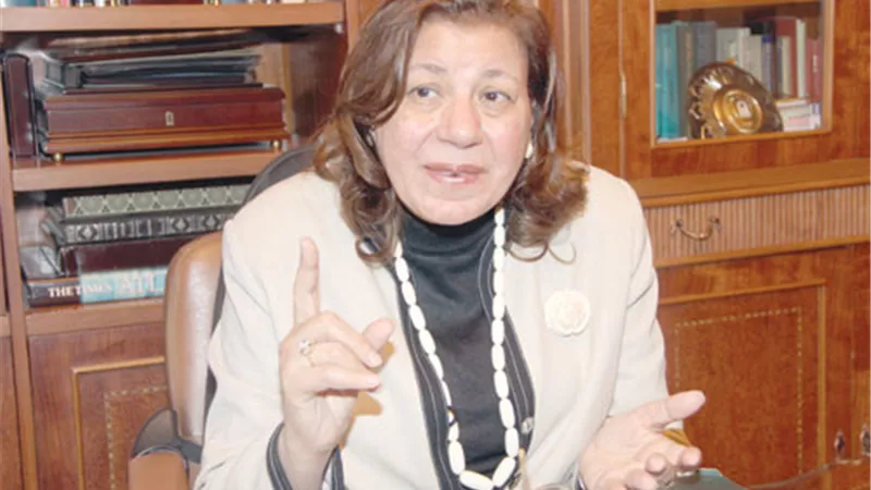 «فائقة الرفاعي»: جذب الاستثمار وتنمية المدخرات أهم أهداف المركزي