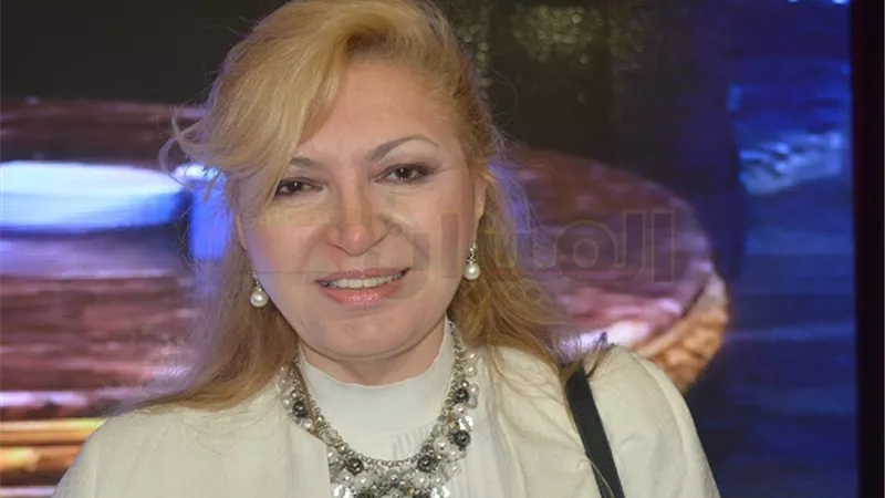 سهر الدماطي تدعو لفتح التحويلات للخارج بعد التعويم والإصلاح الاقتصادي