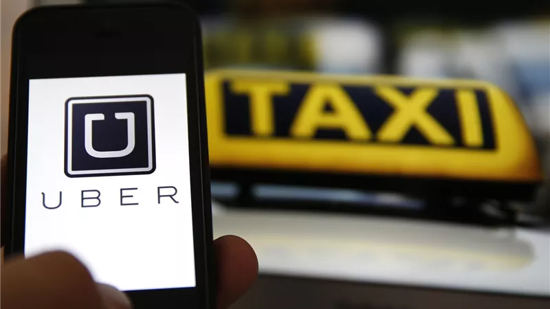 «جوجل» تتهم «أوبر» بالسرقة 