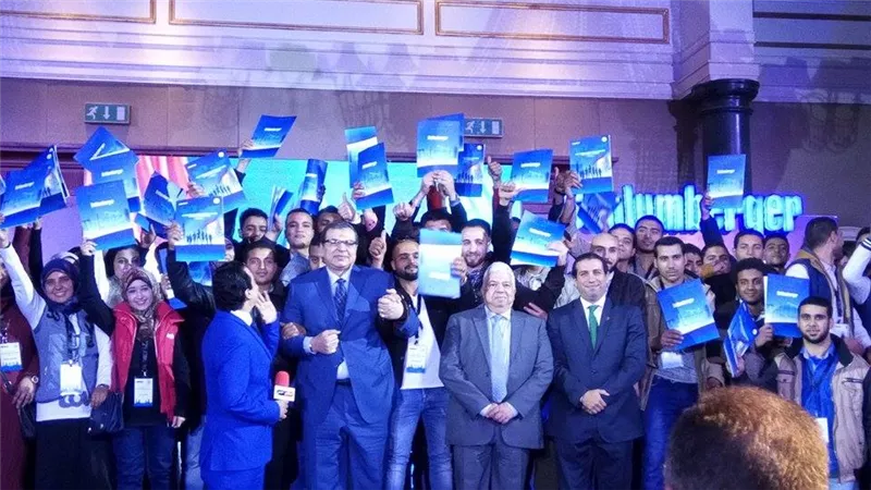بالفيديووالصور.. وزير القوى العاملة: الشباب محبط بسبب البطالة