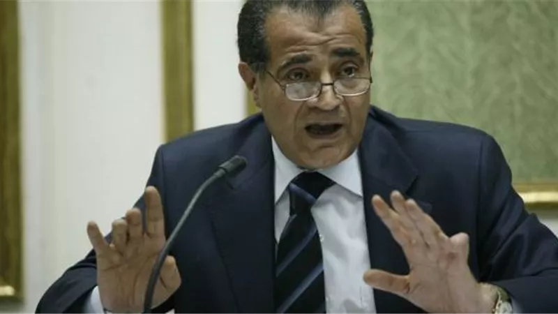 وزير التموين: 500 مليون جنيه خسائر «الكارت الذهبي»
