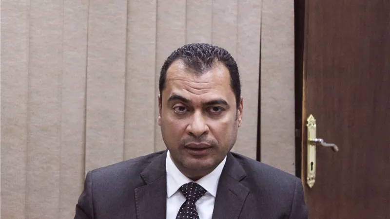 «تجار السيارات» تطالب بتثبيت سعر الدولار الجمركى 3 شهور