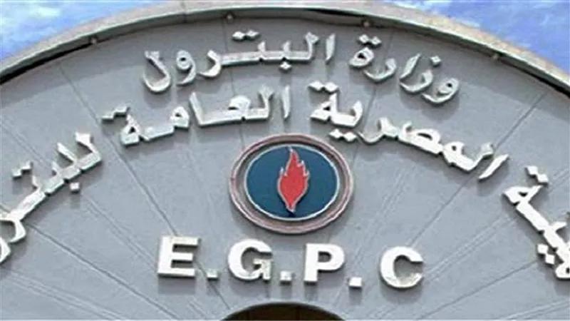 مصدر بالبترول: «القيمة المضافة» لن يطبق على «الأجانب»