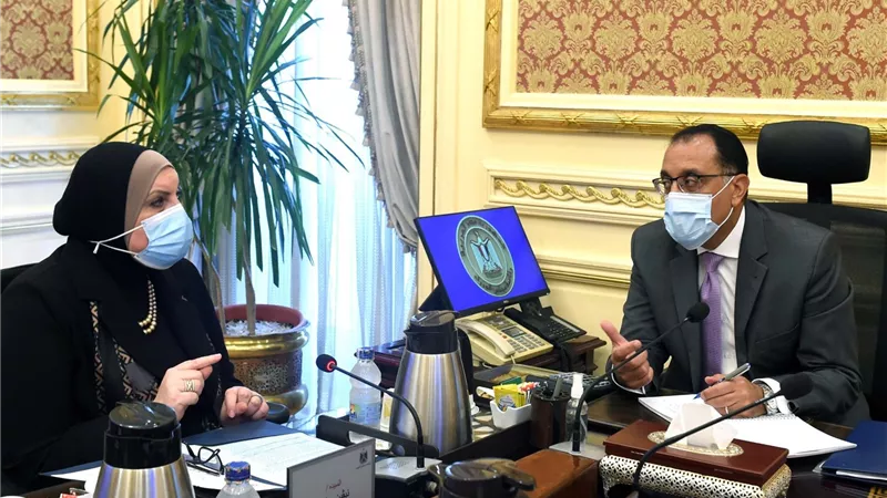 «مدبولي»: نعمل علي تفعيل مبادرة الشراكة الصناعية التكاملية