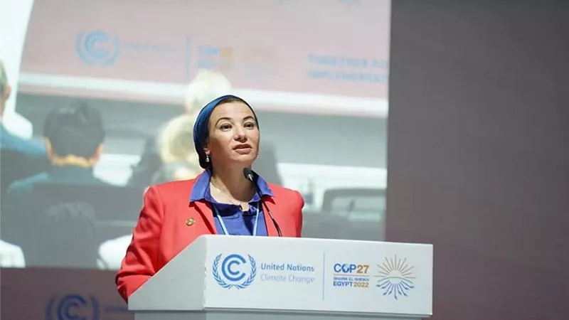 «وزيرة البيئة» توقع مذكرة تفاهم مع نظيرتها الألبانية بعدد من المجالات المختلفة