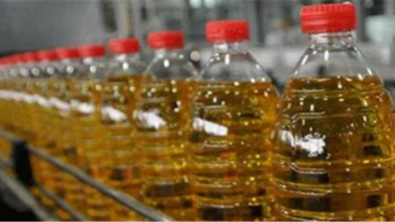 «التموين» تطرح زيت طعام على البطاقات بسعر 30 جنيها للعبوة 800 جرام