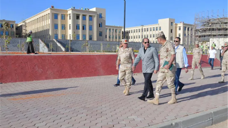 الرئيس السيسى يتفقد الأكاديمية العسكرية وعددا من المنشآت بالعاصمة الإدارية