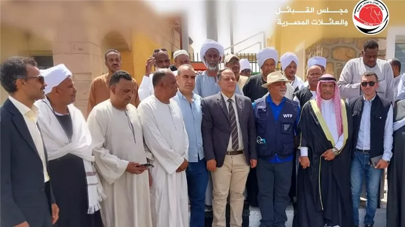 «القبائل والعائلات»: قافلة متكاملة لتقديم المساعدات الإنسانية للنازحين من السودان الشقيقة