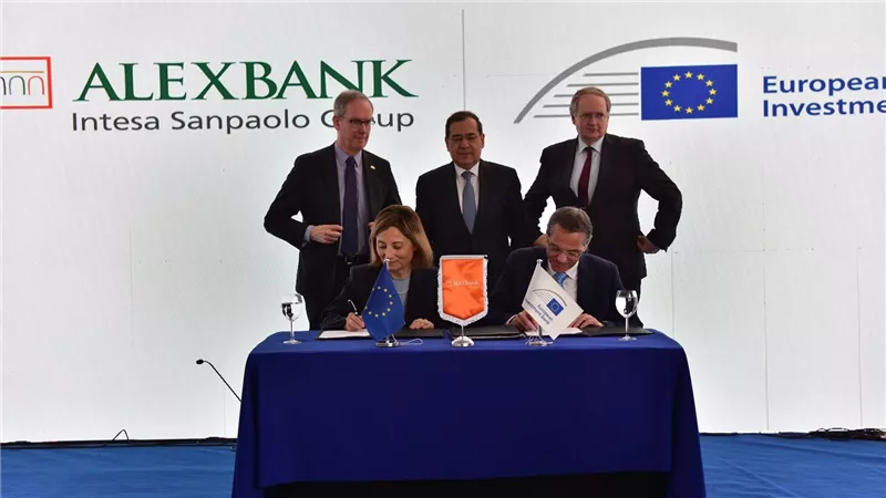 بنك الإسكندرية يخطط لتمويل بقيمة 15 مليون دولار لخفض استهلاك الطاقة وزيادة استخدام الطاقة المتجددة