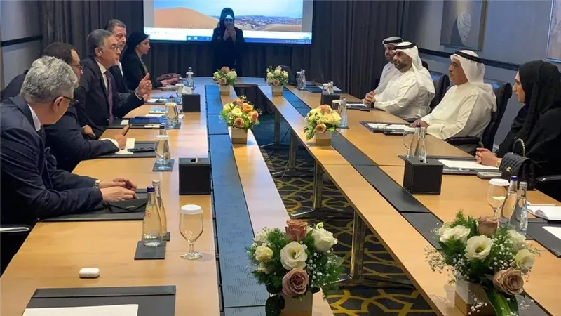 مصر تبحث مع مسئولين إمارتين فرص الاستثمار في السوق المحلي
