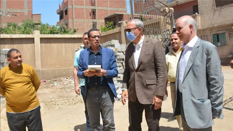 «الهجان» يتفقد أعمال إنشاء مبنى الإدارة الزراعية بكفر شكر.. فيديو