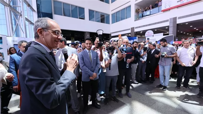 «وزير الاتصالات» يفتتح فعاليات ملتقى توظيف لخريجى برامج معهد تكنولوجيا المعلومات 