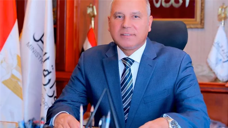 وزير النقل يشهد توقيع إصدار أول ترخيص لنقل الركاب باستخدام التطبيقات التكنولوجية
