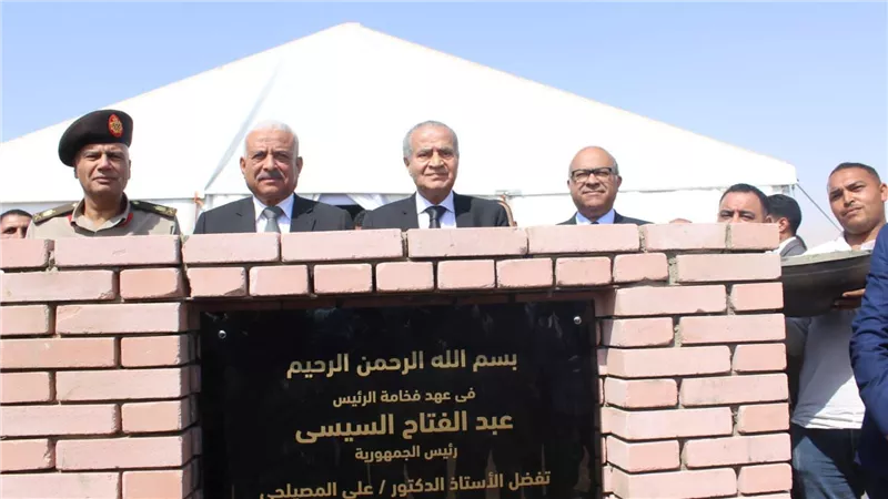 باستثمارات 1.5 مليار جنيه.. «وزير التموين» يدشن مخازن استراتيجية للمنتجات الغذائية بمحافظة السويس