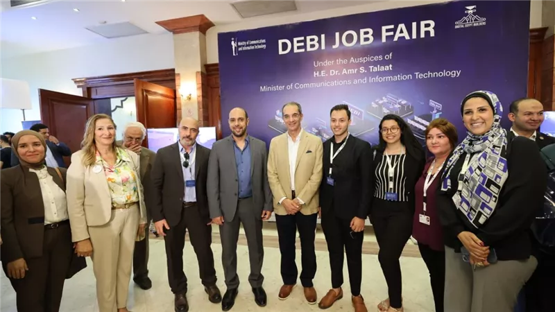 وزيرا الاتصالات والشباب والرياضة يفتتحان أول ملتقى توظيف لخريجى مبادرة بُناة مصر الرقمية