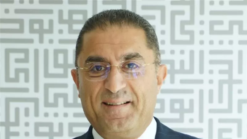 أبوظبي التجاري مصر يتوج بعدد  من الجوائز العالمية