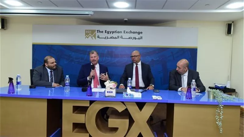  البورصة تُكرم خريجي الجمعية المصرية للمحللين الفنيين