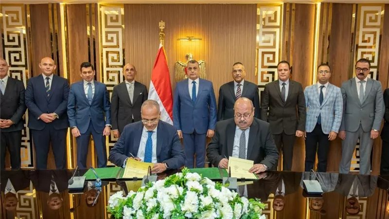 شراكة بين «الإنتاج الحربي» و«بنك القاهرة» لإتاحة خدمات الدفع والتحصيل الإلكتروني