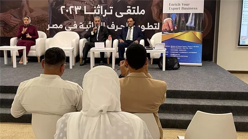 لأول مرة ندوات يومية في معرض تراثنا لتعزيز قدرات أصحاب المشروعات التراثية على التسويق والتصدير