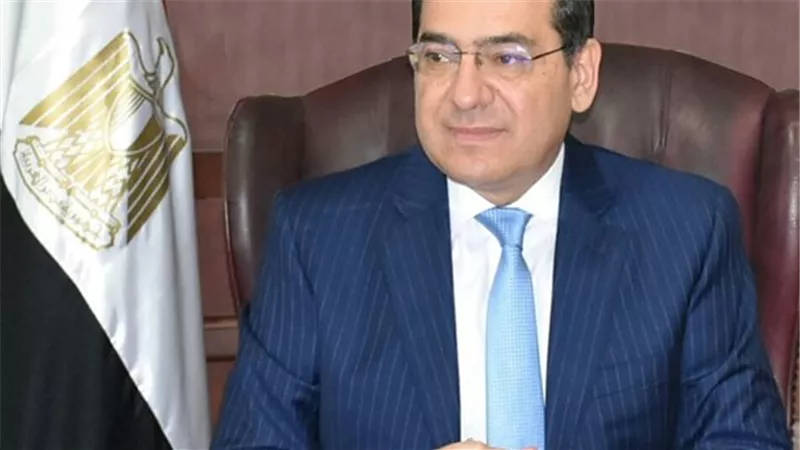 طارق الملا: منظومة رقمية متكاملة لإدارة وتداول المنتجات البترولية