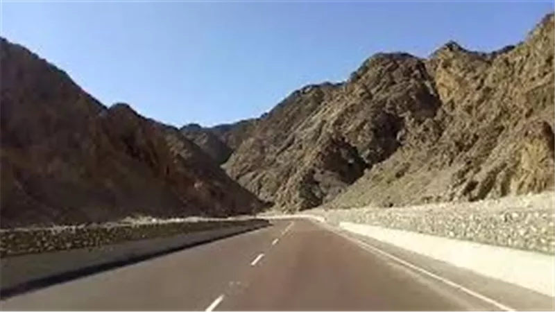 عاجل …تفاصيل سقوط مقذوف في مدينة نويبع