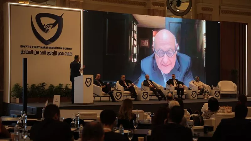 خبير الأورام ببريطانيا: تطبيق مبدأ الحد من المخاطر يساهم في إنقاذ المرضى