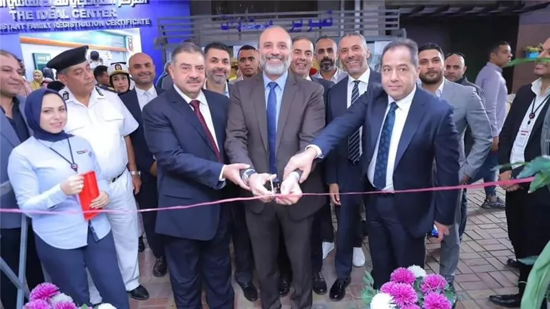 اتصالات من &e في مصر تفتتح اول فرع في السجل المدني بالعباسية