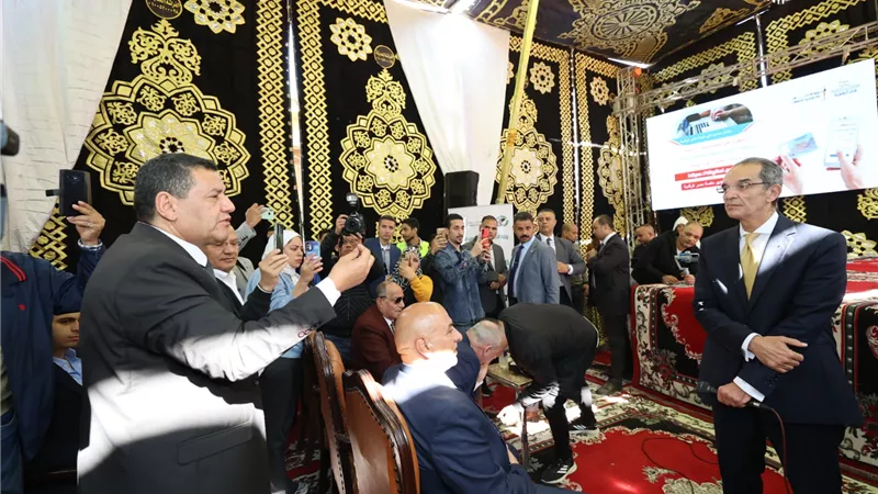 وزير الاتصالات: نستهدف الوصول بصادراتنا من القطاع لـ9 مليارات دولار عام 2026