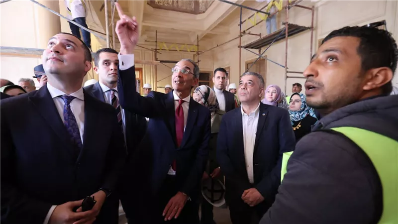 « وزير الاتصالات» : يتفقد أعمال إنشاء مركز إبداع مصر الرقمية 