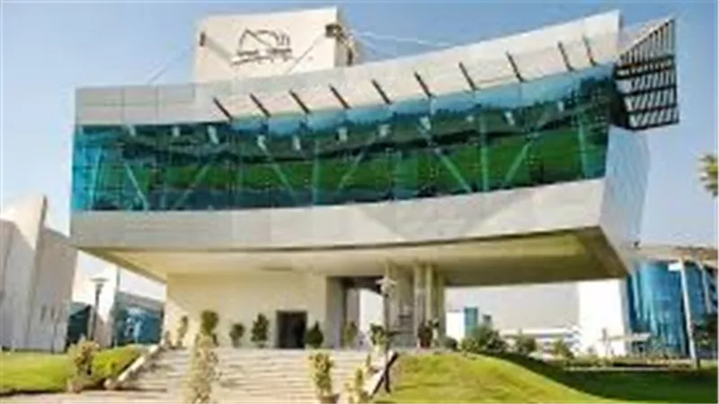 اخلاء مباني القرية الذكية بعد تسرب رائحة غاز