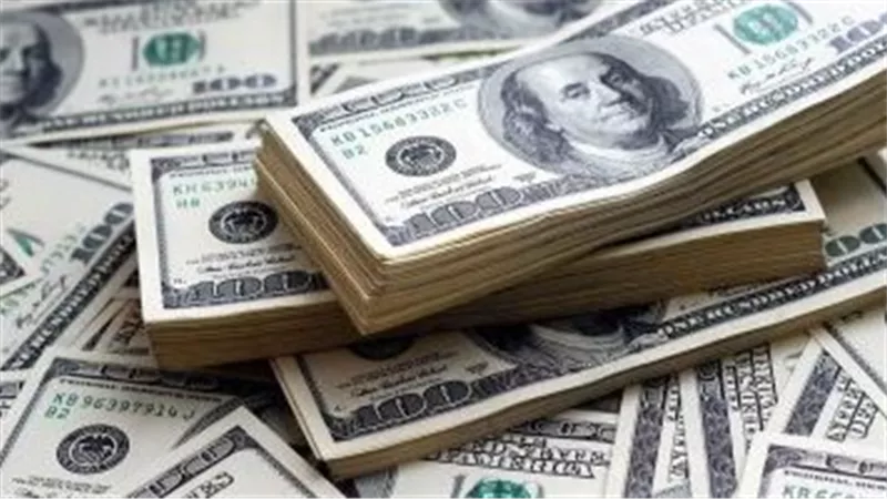  5 عوامل تتحكم في سعر الدولار بالسوق الموازي (تقرير)