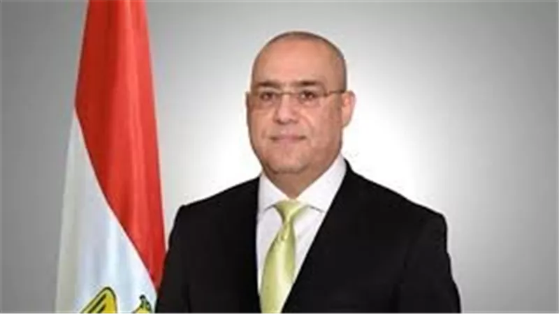 وزير الإسكان يُصدر 6 قرارات لإزالة مخالفات بناء بمدينة بني سويف الجديدة
