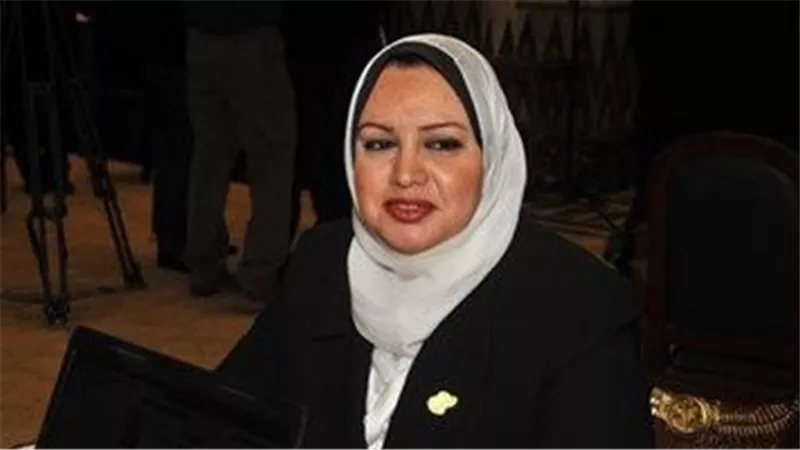 عمومية النقابة العامة للعاملين بالبنوك تشيد بدعم الرئيس لقانون العمل