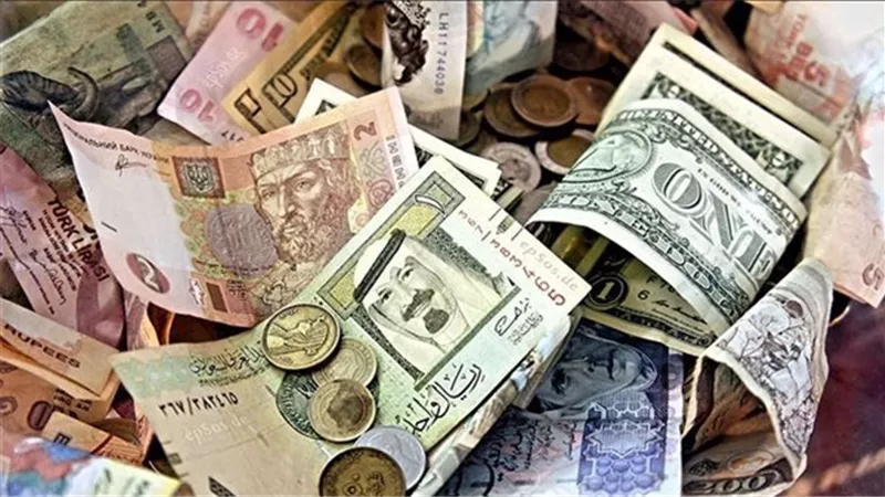 أسعار العملات مقابل الجنيه بمستهل تعاملات اليوم الأربعاء 24 يناير 2024