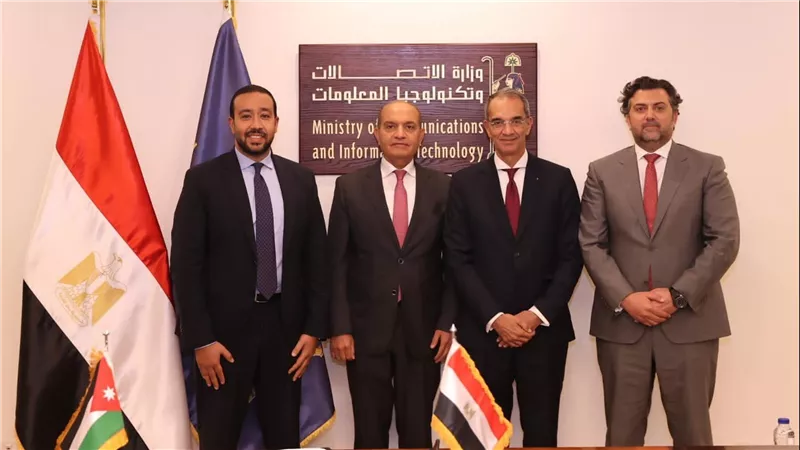 مصر والأردن يتعاقدان لإنشاء الكابل البحرى الجديد «كورال بريدج»