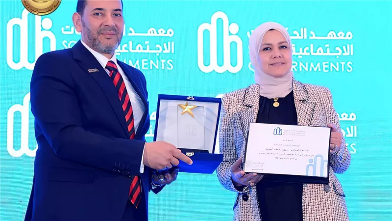 «المالية والضرائب» تفوزان بجائزة «أفضل منصة» و«أفضل محتوى إبداعى بمنصات التواصل الاجتماعى»