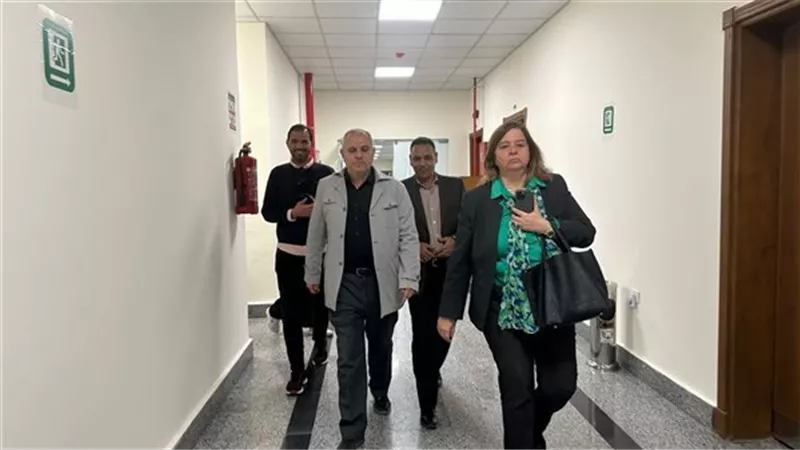مى عبد الحميد تتابع موقف وحدات المبادرة الرئاسية 