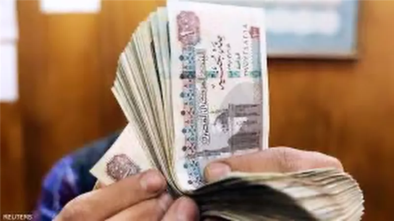 مؤسسة عالمية : لا مفر أمام الحكومة المصرية من تحرير سعر الصرف 