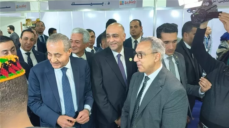 شباب جهاز تنمية المشروعات يشاركون في معرض 