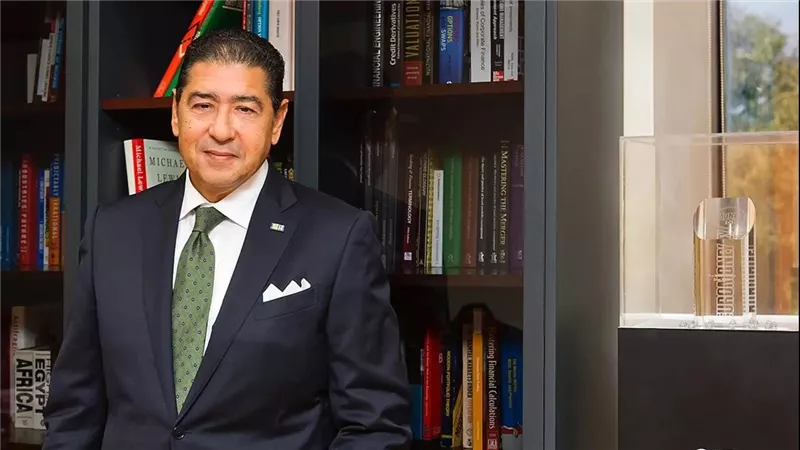 هشام عز العرب :الجهاز المصرفي يتعامل مع 