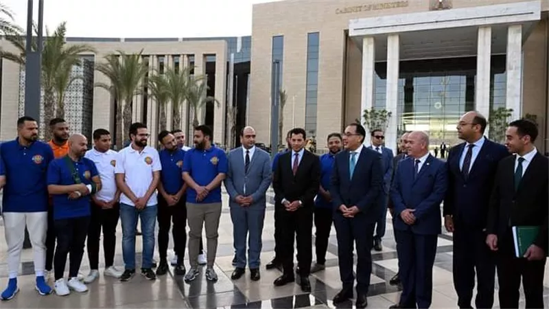  منظمي حفل إفطار 