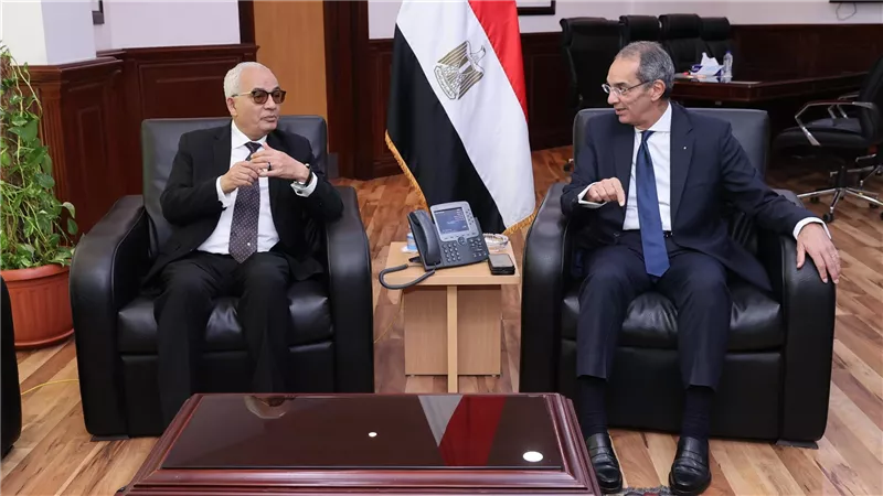 وزيرا الاتصالات والتعليم يبحثان تطوير المنظومة التعليمية