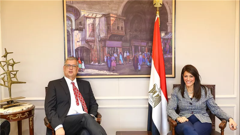 وزيرة التعاون الدولي تدعو الشركات الهولندية للمشاركة في مؤتمر الاستثمار 